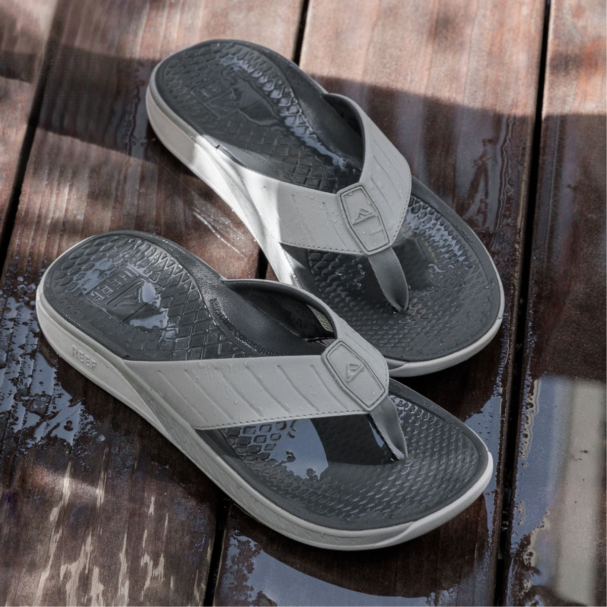 The Deckhand - Grey