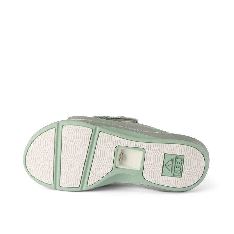 Cruiser Slide - Grey/Green - Underside View