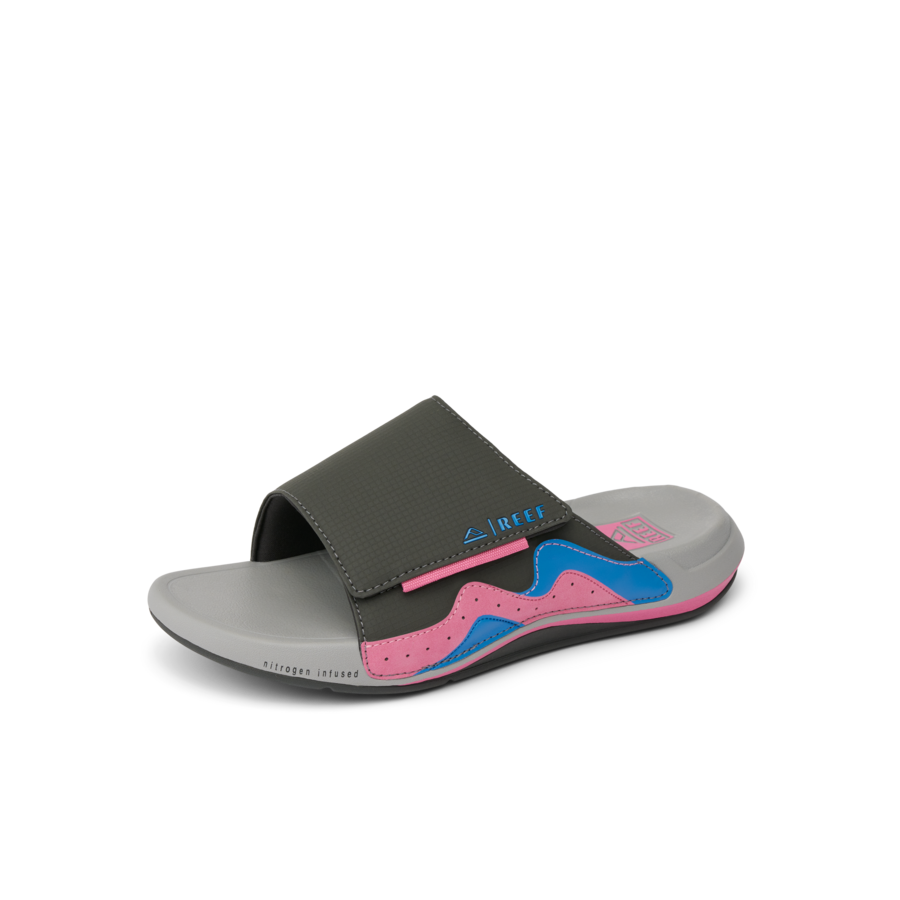 Cruiser Slide - Black/Pink - Underside View