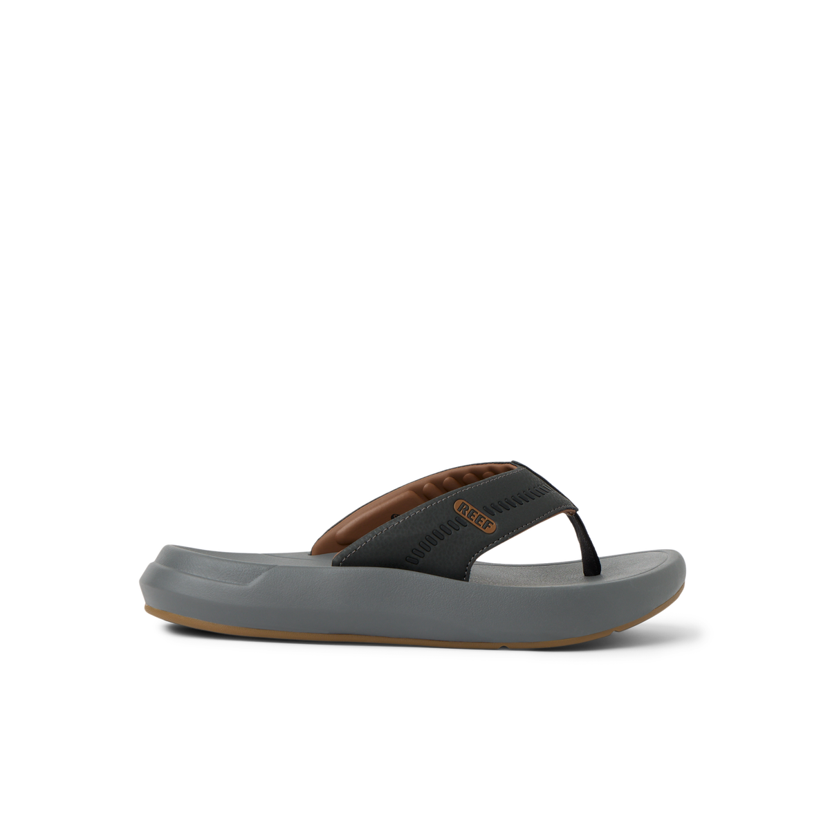 Cruiser men’s flip flop facing left, showing cushioned footbed and soft arch support in black and brown colors.