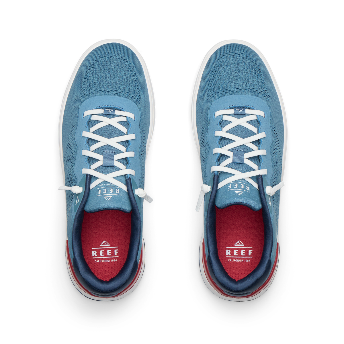 Top view of Shoreline Del Mar men's sneakers in navy and white with red insoles, featuring lightweight, cushioned comfort.