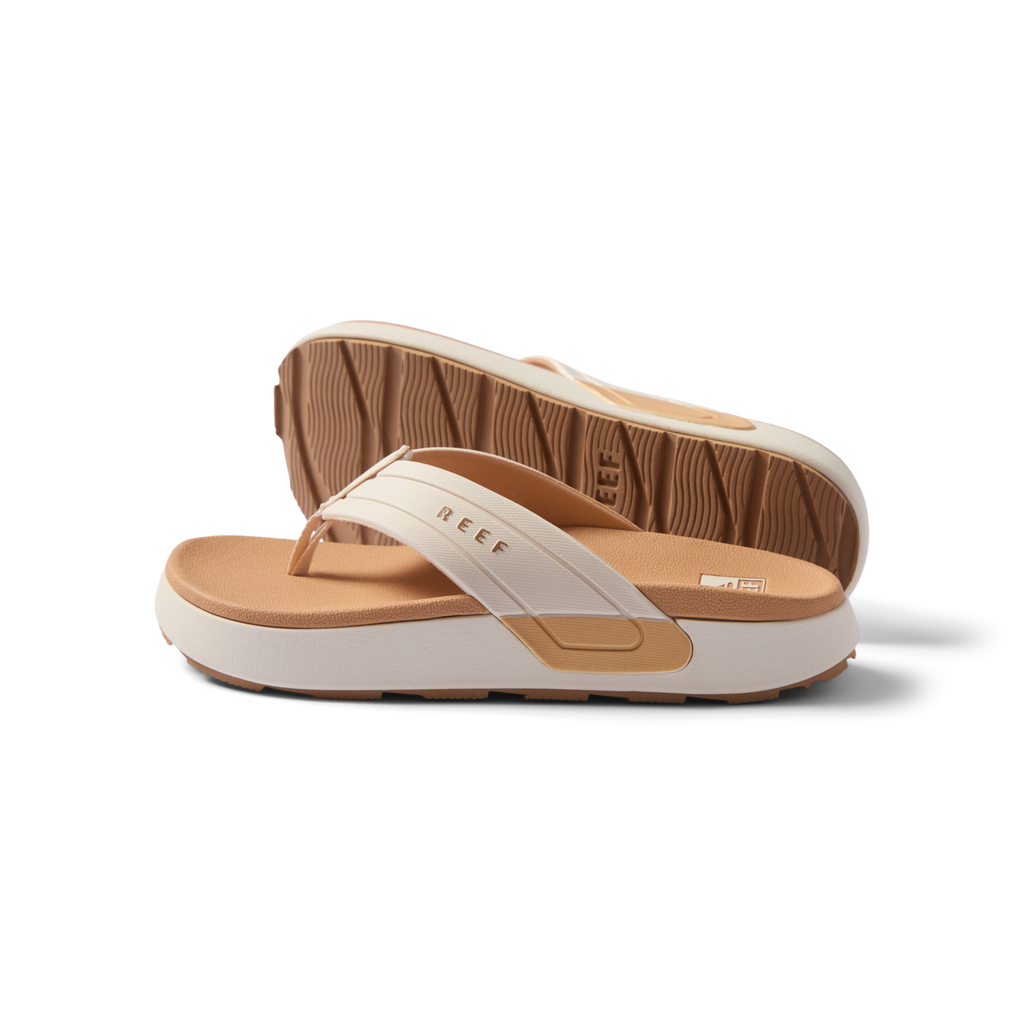 Sydnee Swell Low women's flip flop sandals facing right with durable outsole and soft cushioned footbed for beach comfort